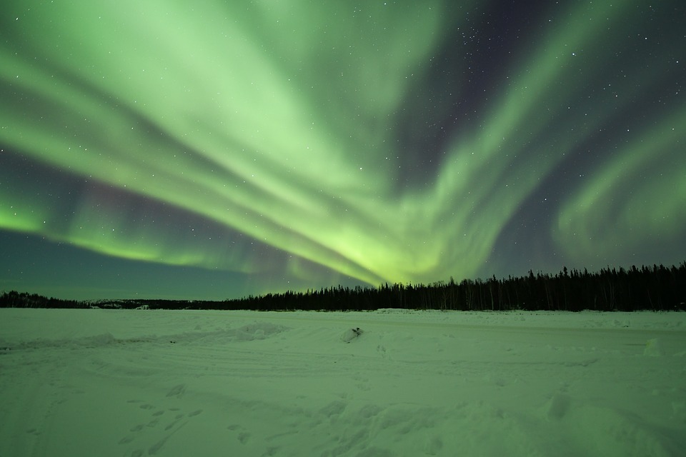 An image of the northern lights.