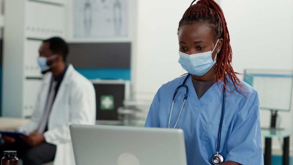 On the other side of the screen: Nurse educators’ perspectives on online experiential learning during the pandemic