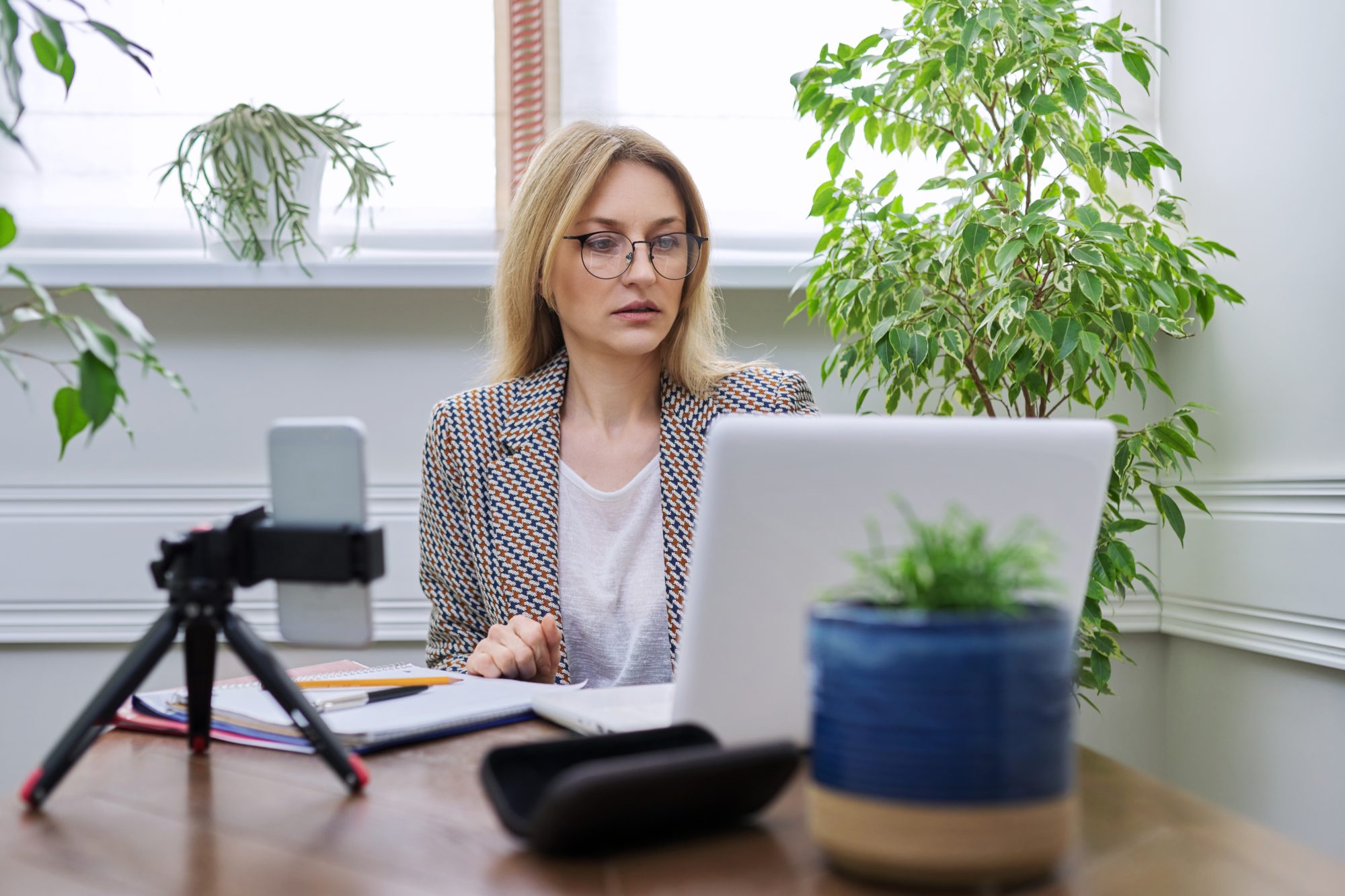 Woman at work 3