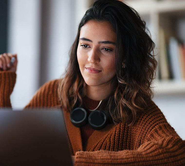 L’IA vous prive-t-elle de votre premier emploi? L’IA et la demande de main-d’œuvre débutante